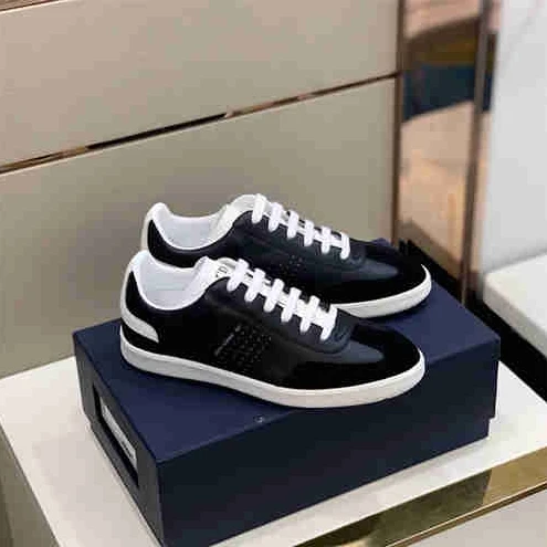 7398 DR Sneaker UrbanStyle 1630