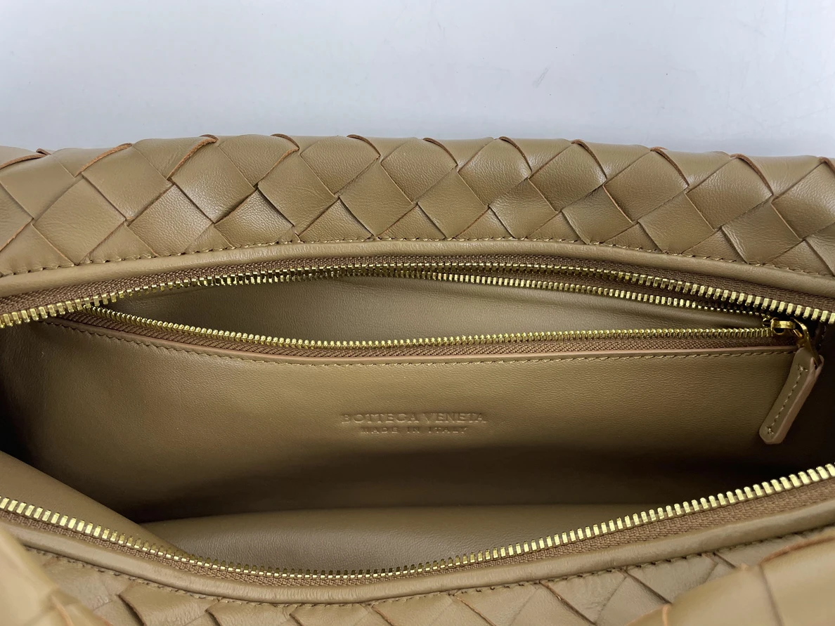 7559 Bottega Veneta Jodie Brown colorway (36 x 21 x13 cm) SmartChoice 252