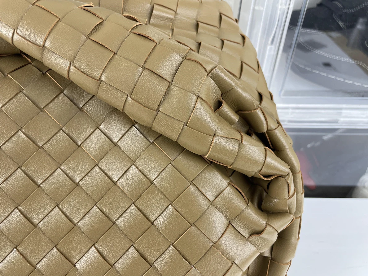 7559 Bottega Veneta Jodie Brown colorway (36 x 21 x13 cm) SmartChoice 252