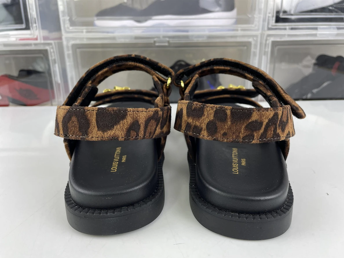 7605 LV brown Leapard print beach sandals (EU35-45 ) Affordable 158