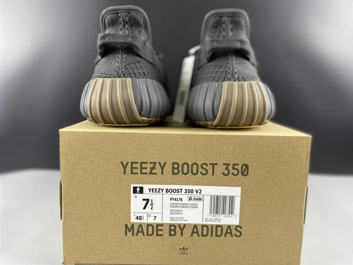 7852 adidas Yeezy Boost 350 V2 Cinder Reflective FY StreetReady 2907