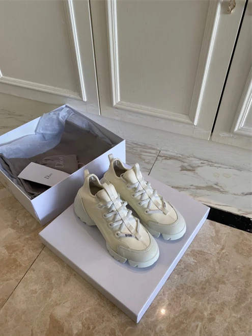 7872 DR-CONNECT WHITE KCK222NGG_S10W Comfortable 1680