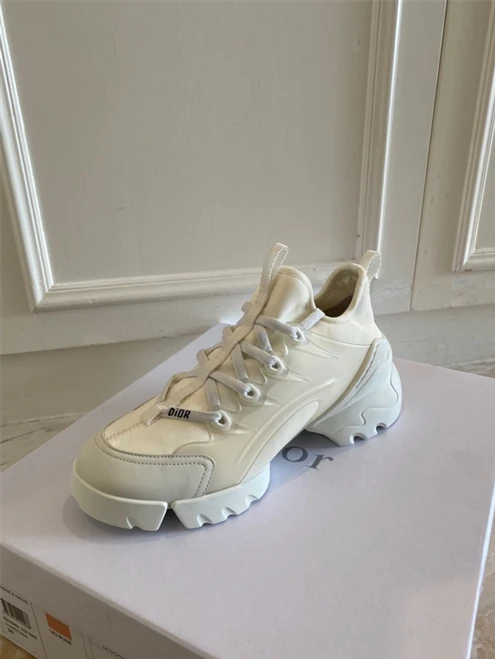 7872 DR-CONNECT WHITE KCK222NGG_S10W Comfortable 1680