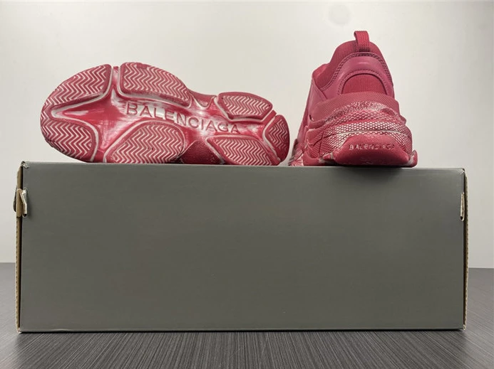 7878 BLCG Triple S Faded Red  524039 W3CN3 Affordable 3347