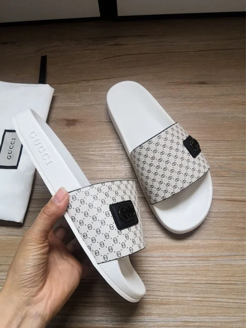 7939 Gucci Slipper DailyWear 3191