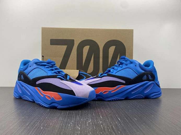 7974 adidas Yeezy Boost 700 Hi-Res Blue HP ModernLook 2993