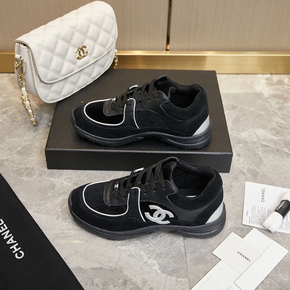 8085 Chanel Sneakers WellDesigned 1232