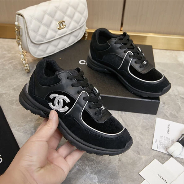 8085 Chanel Sneakers WellDesigned 1232
