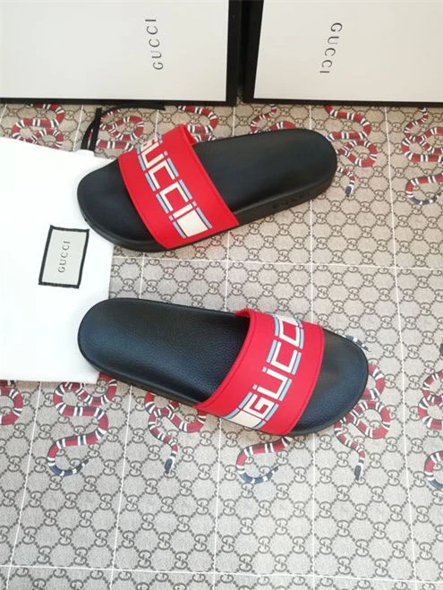 816 Gucci Slipper HighQuality 3202
