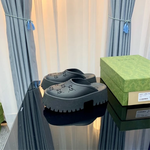 8216 Gucci Slipper SportInspired 3130