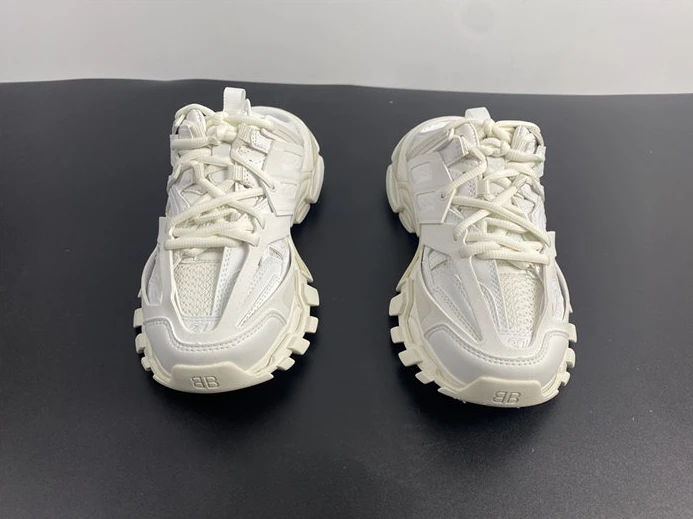 8230 BLCG Track Mule White  653813 W3CP3 SportInspired 3482