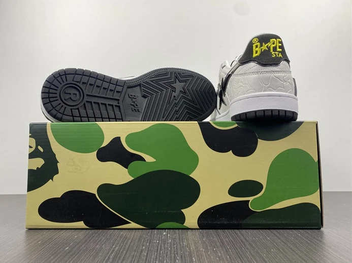 858 BAPE Trendy 2802