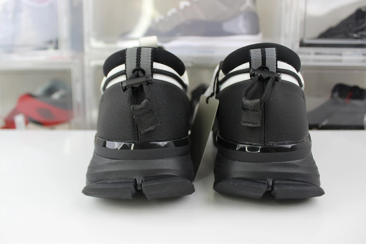 8673 Canada Goose Glacier Trail Black White GoAnywhere 3581