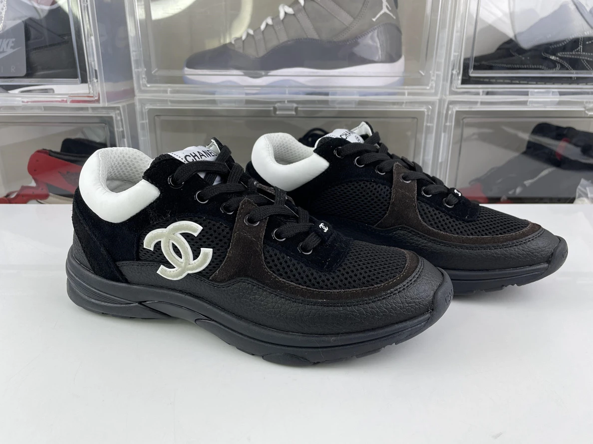 8701 Chanel Black walking sneaker ( EU35-46) NewStyle 3555