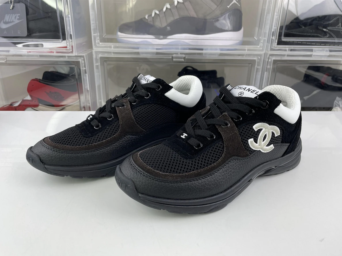 8701 Chanel Black walking sneaker ( EU35-46) NewStyle 3555