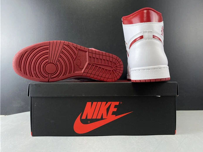 8768 Jordan1 Retro Metallic Red 555088- NewStyle 541