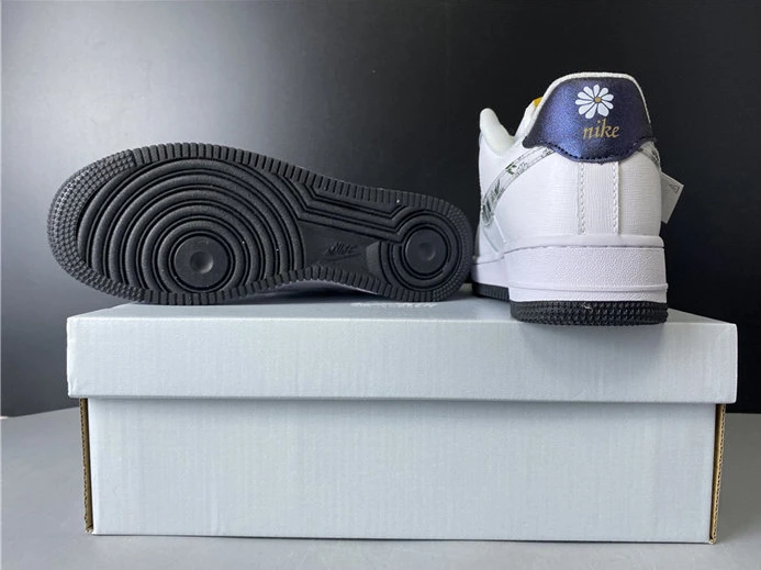 8805 Nike Air Force 1 Low Daisy  CW5859- WellDesigned 2446