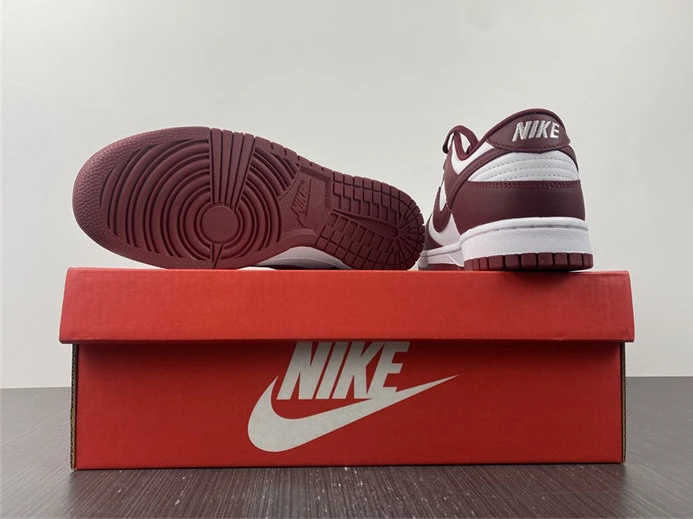8822 Nike Dunk Low Bordeaux DD1503- SportInspired 2020