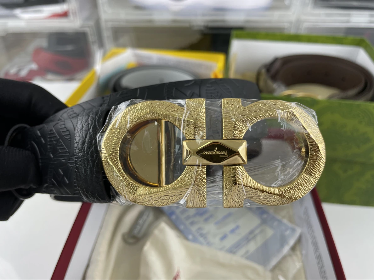 8839 FERRAGAMO  GUCCI  FENDI belts (price for each pcs) (85-125cm) Comfortable 1