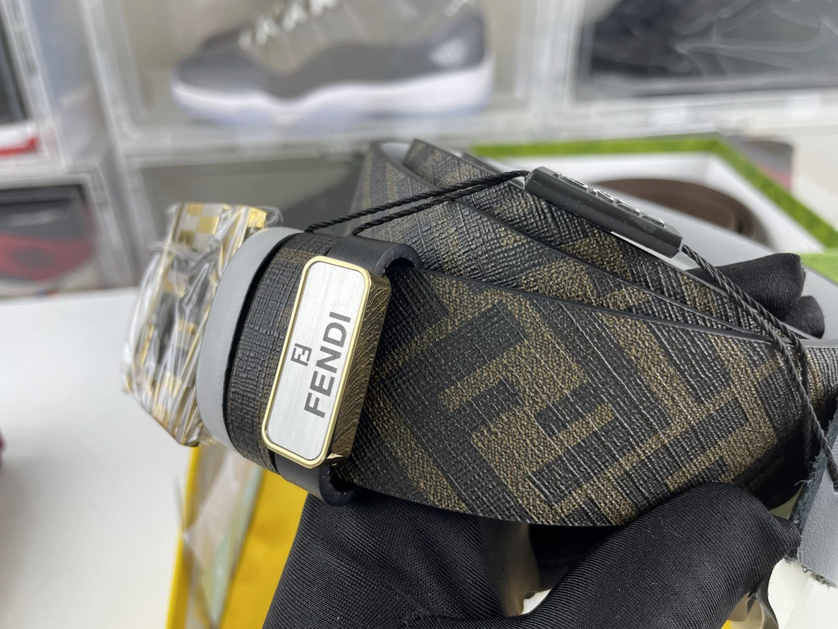 8839 FERRAGAMO  GUCCI  FENDI belts (price for each pcs) (85-125cm) Comfortable 1