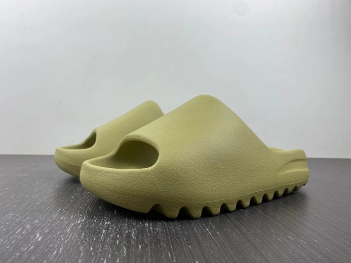 8879 adidas Yeezy Slide Green FZ WellDesigned 3038