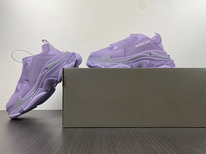 890 BLCG TRIPLE S SNEAKER 524039 W73B0 Affordable 3350