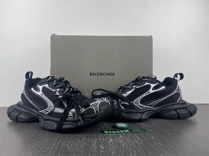 8950 Balenciaga 3XL Black 734731W3XL Trendy 3336