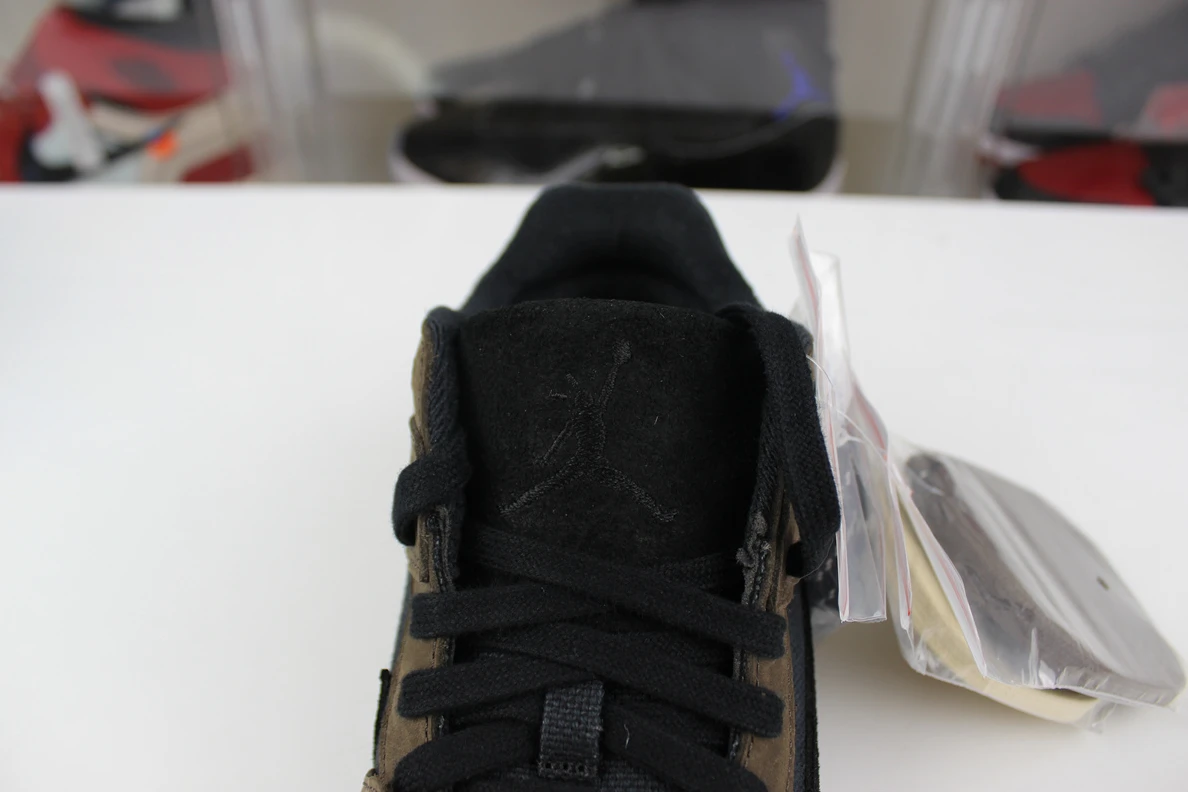 8959 GOAT Travis Scott x Air Jordan 1 Low JACK Black Brown GoAnywhere 576