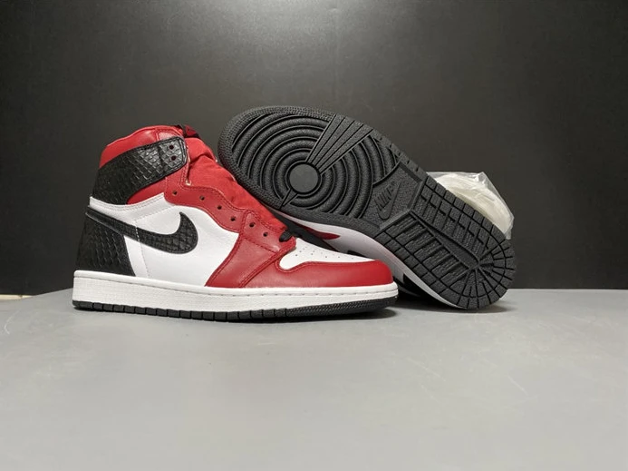 9071 Jordan1 Retro Satin Snake Chicago CD0461- Popular 515