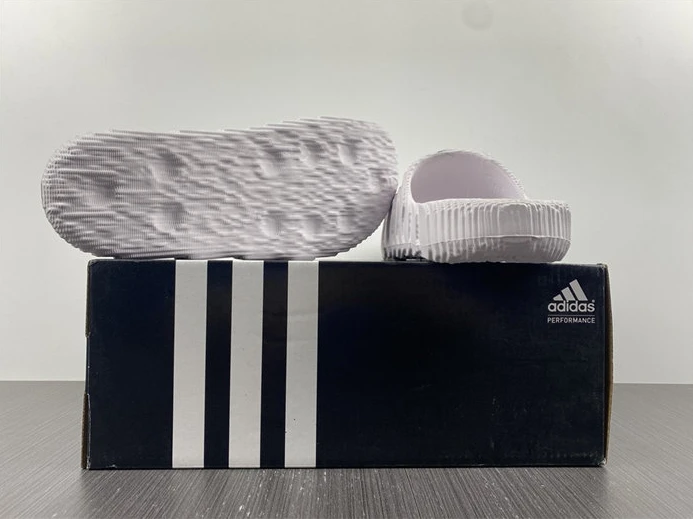 9133 ADIDAS New Colleettion Fashionable 3053