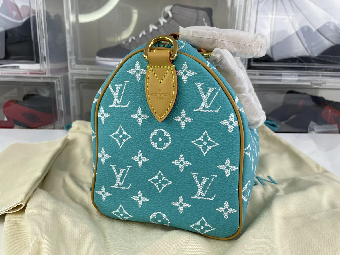 9354 LV Speedy P9 Bandouliere 30 UNC Blue handling bag, (30 x 17 x21cm) TopPick 136