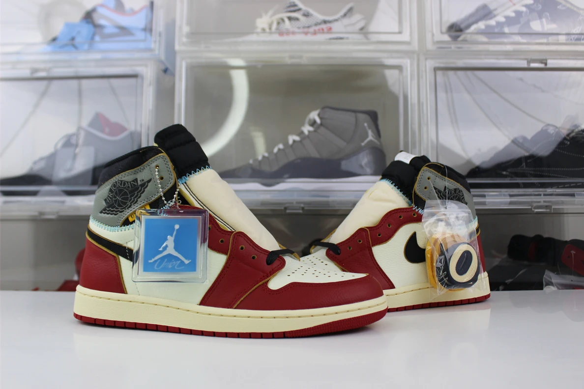 9473 GOAT Union LA x Air Jordan 1 High OG “Chicago” UrbanStyle 405