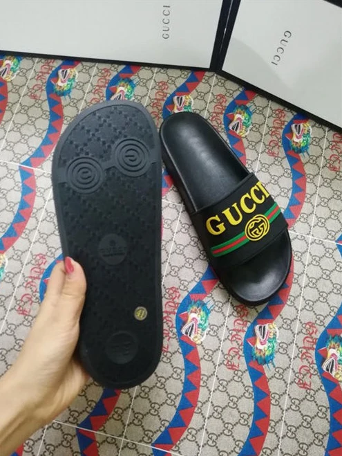 9547 Gucci Slipper TopPick 3171