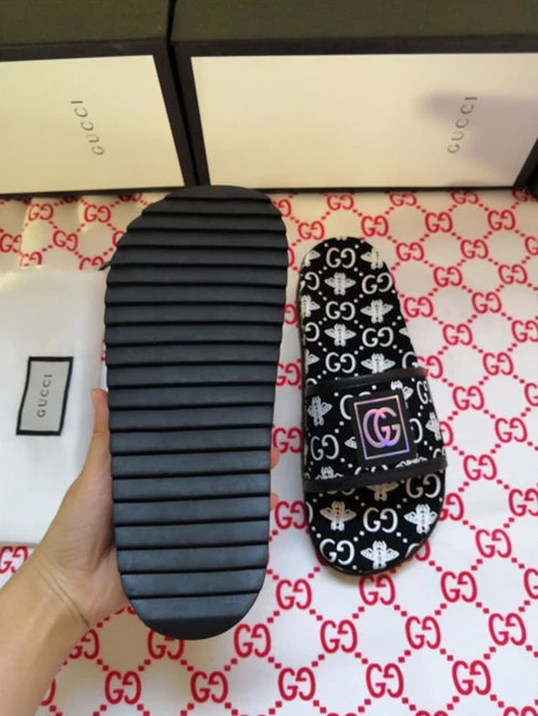 9557 Gucci Slipper StreetReady 3192