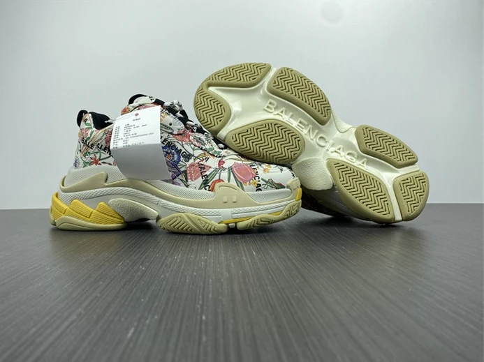 9571 Gucci x BLCG The Hacker Project Triple S Flora Print 677195 UL110 NewStyle 1706