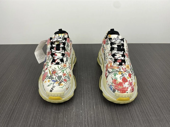 9571 Gucci x BLCG The Hacker Project Triple S Flora Print 677195 UL110 NewStyle 1706