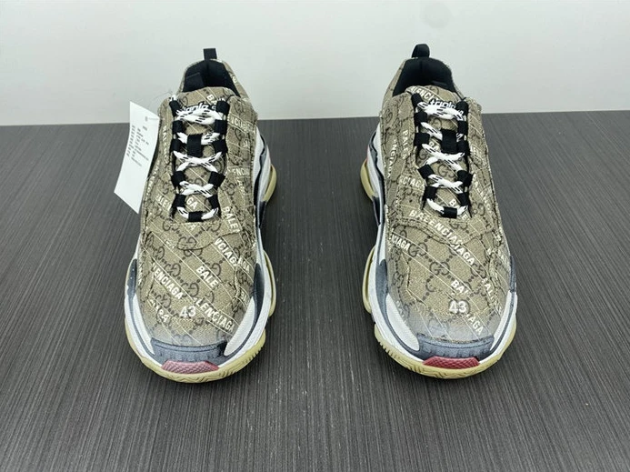 9572 Gucci x BLCG The Hacker Project Triple S Beige 681066 ULZ10 AllSeason 1703