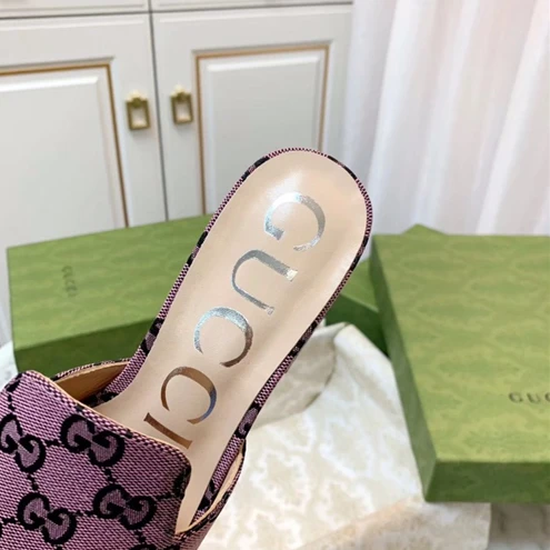 9581 Gucci Slipper ModernLook 3109