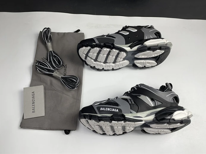 9597 BLCG TRACK SNEAKER 542436 W2NC1 EasyMatch 3485