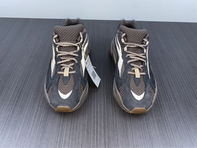 9738 adidas Yeezy Boost 700 V2 Mauve GZ StreetReady 2998