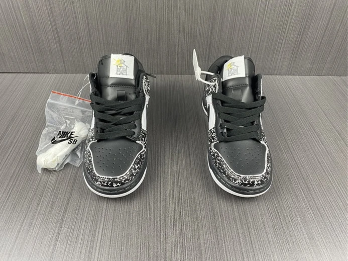 9748 Nike Dunk Low GS Nikebook 327624- ModernLook 2070
