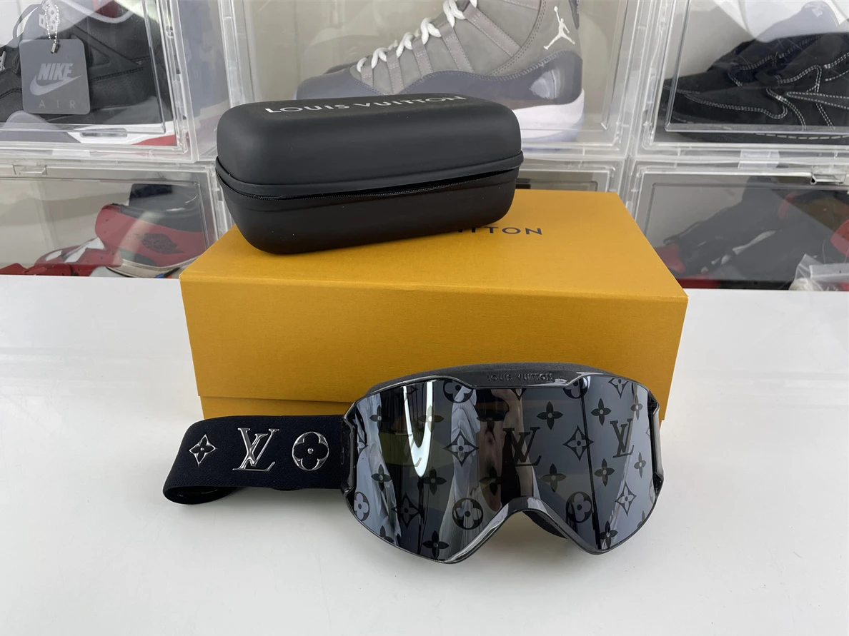9907 LV Ski Goggles Black Trendy 369