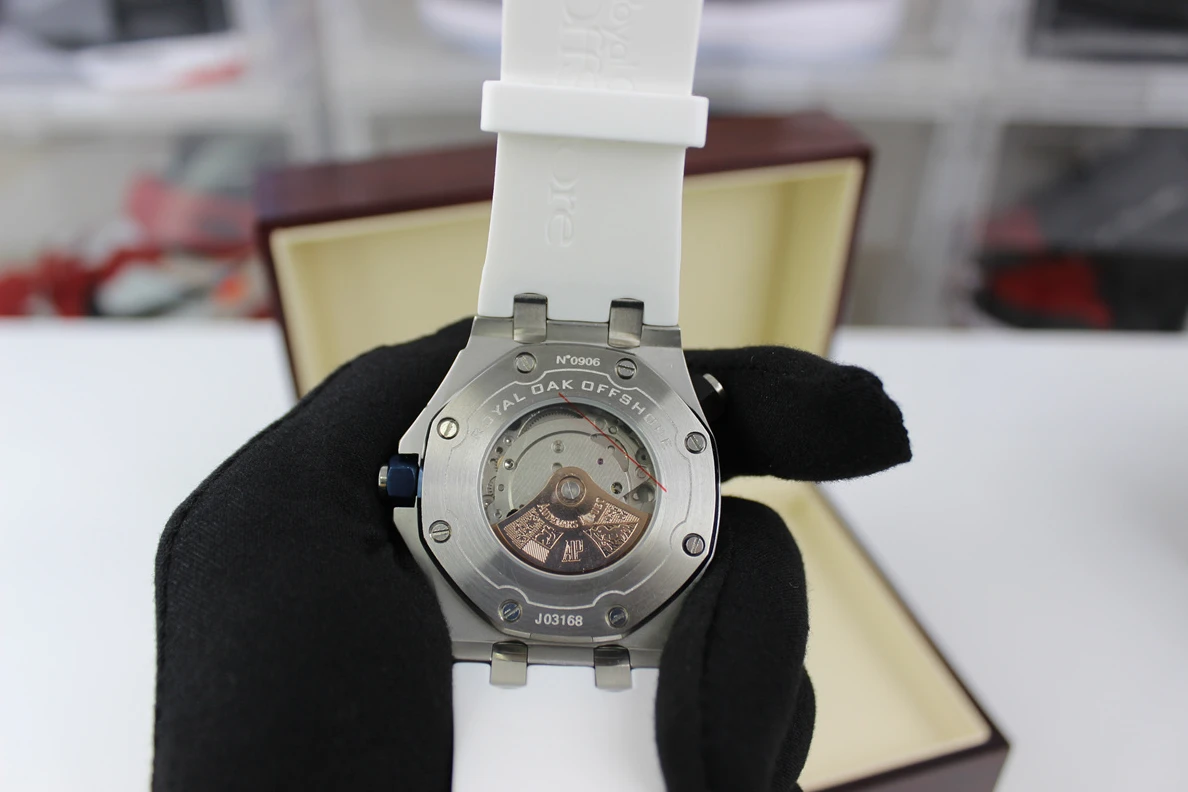 AP Audemars Piguet White Watch (42 x 14mm) GoodFit 328