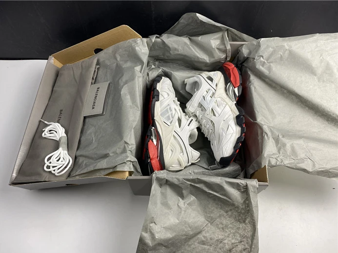 Affordable BLCG TRACK SNEAKER 568615 W2GN3 9610 3508