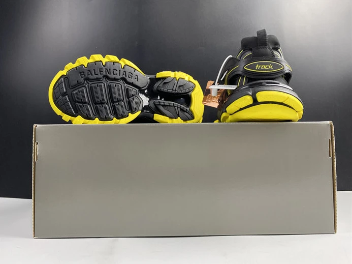 Affordable BLCG Track Black Yellow 542023 W3AC1 1070 3483