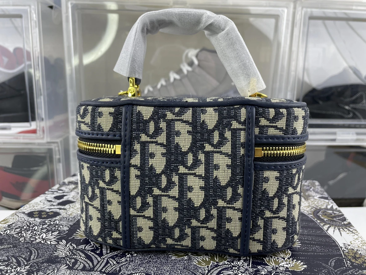 Affordable Dior 30 Montaigne mini vanity Blue Oblique Bag (16x  8 x 9.5 cm) 260