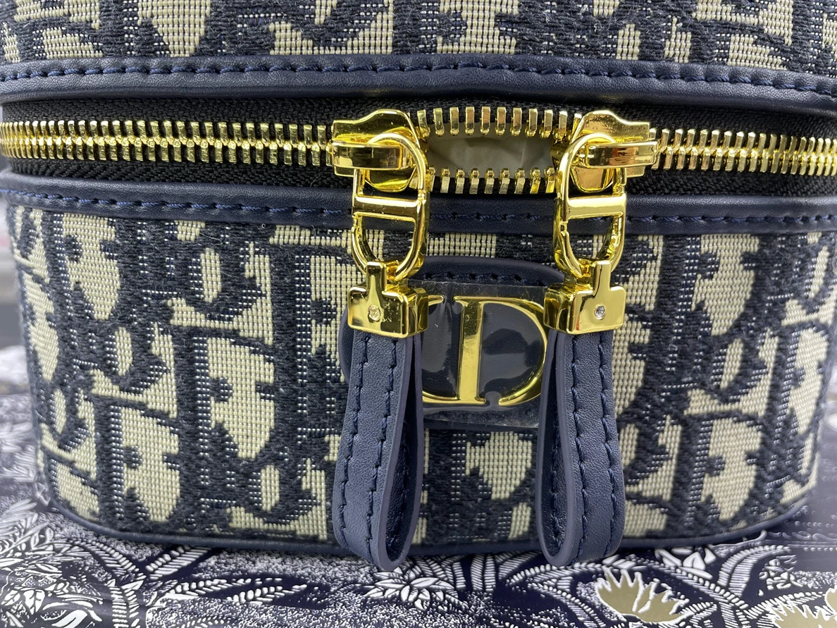 Affordable Dior 30 Montaigne mini vanity Blue Oblique Bag (16x  8 x 9.5 cm) 260
