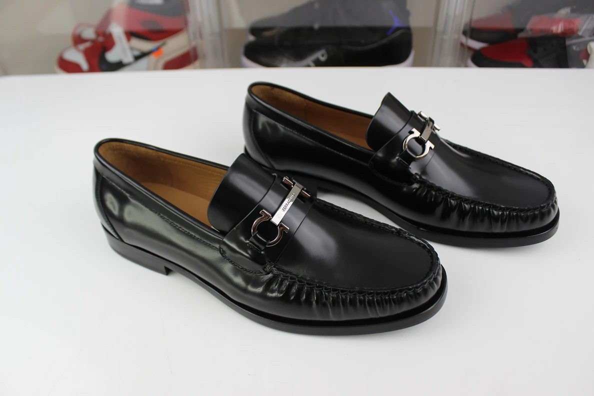 Affordable FERRAGAMO Male Black 3594