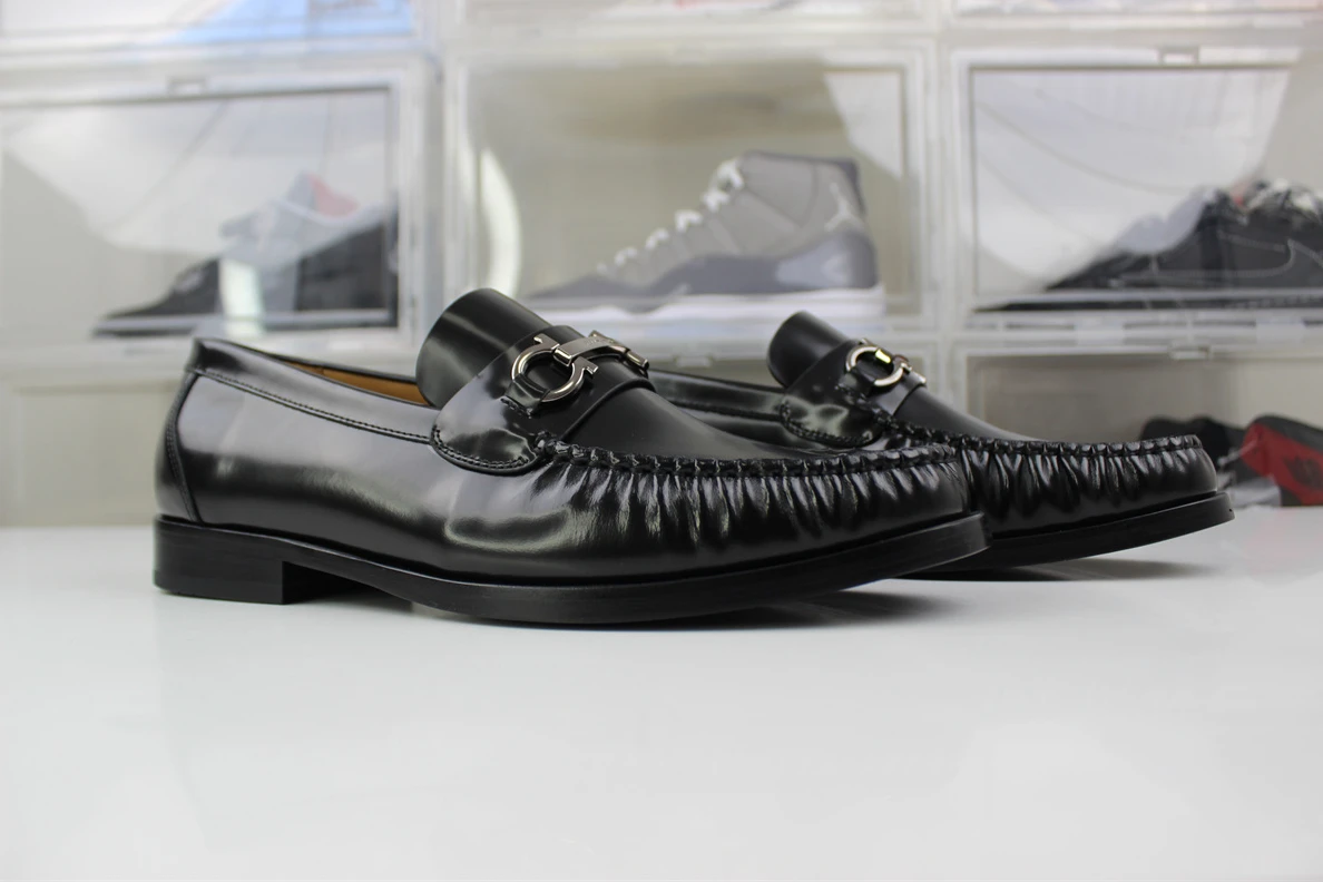 Affordable FERRAGAMO Male Black 3594