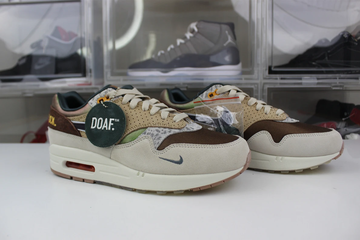 Affordable Nike Air Max 1 '87 Luxe University of Oregon PE 2024 A Leather 1721